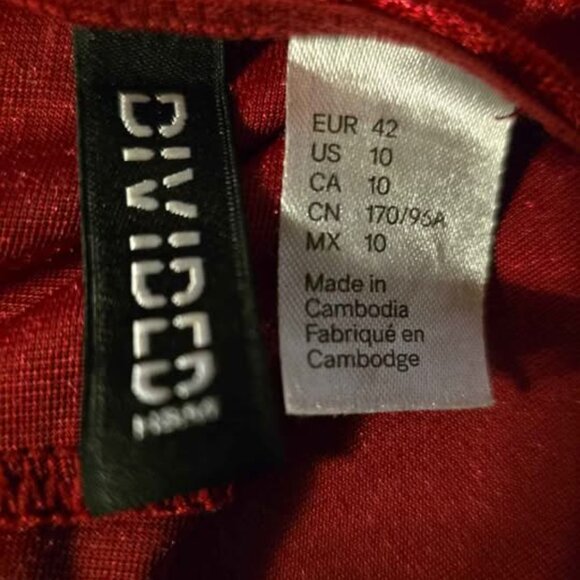 Burgundy Velvet Sleeveless Fit & Flare Dress - Picture 3 of 3